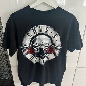 Guns•N•Roses black concert t-shirt MEDIUM